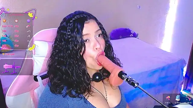 XXX chat uživo modela kim_saenz20