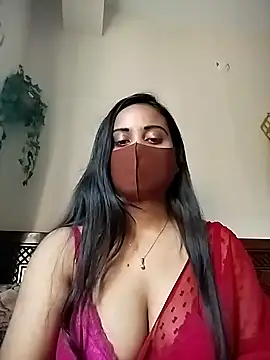 Show modela SimaRoy- na web-kameri