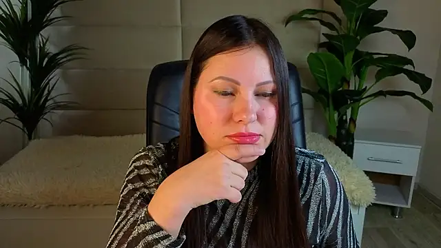 XXX chat uživo modela Dana__dom
