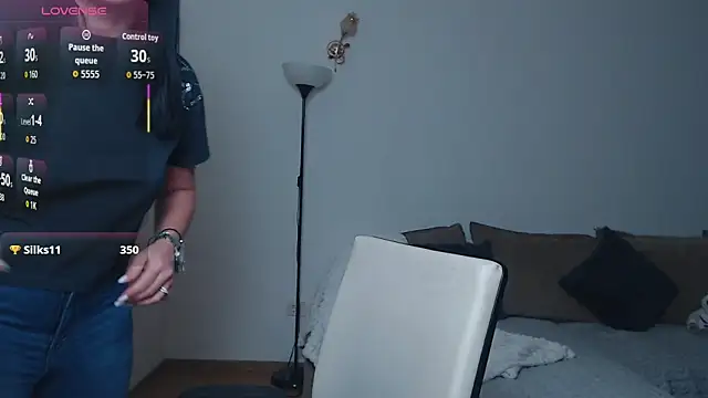 XXX chat uživo modela BabySerene