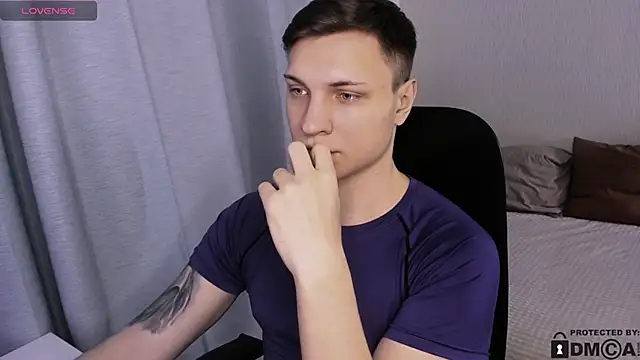 handsome_guy01's Live XXX Chat