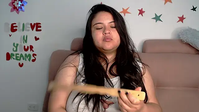 Онлайн чат XXX lizzie_c