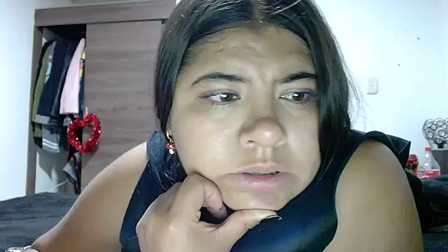 XXX chat uživo modela viccky_vick