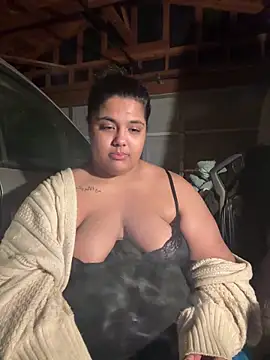 XXX chat uživo modela 1n0nlythroat