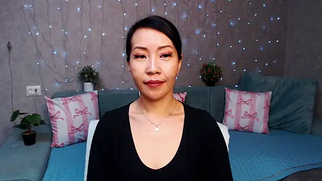 LiaPak 即時 XXX 聊天