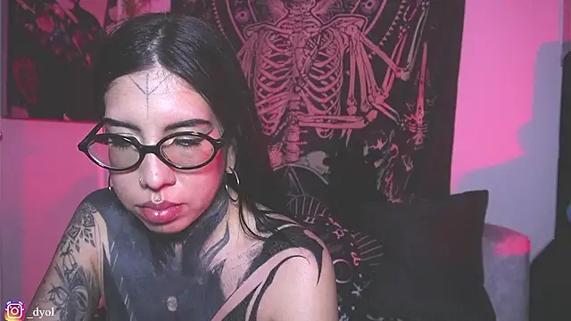 XXX chat uživo modela Dalia_Vorhees