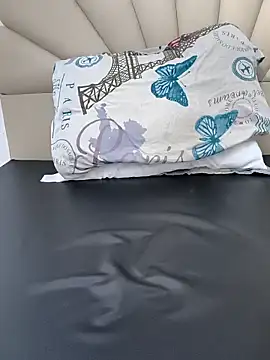 Alana_444 Adlı Modelin Canlı XXX Sohbeti