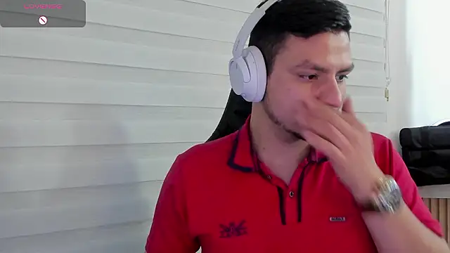 Rick_Adams Show in webcam