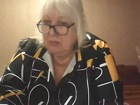 Alexia64231 Show in webcam