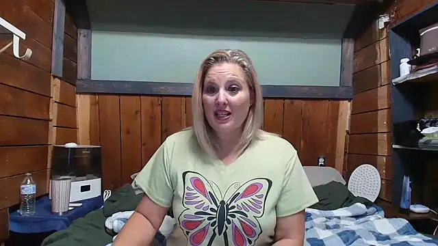 lisaxlovexxx's Live XXX Chat