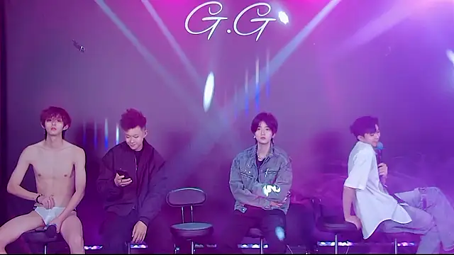 TNT-001's Live XXX Chat