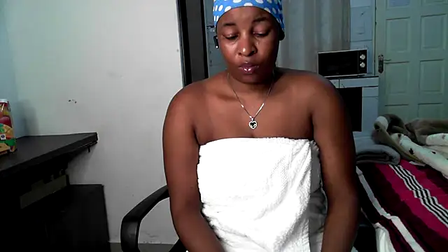 punkieboobs1 élő XXX-chatje