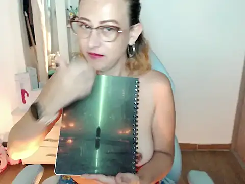 BOREAL_MOON Live XXX-Chat