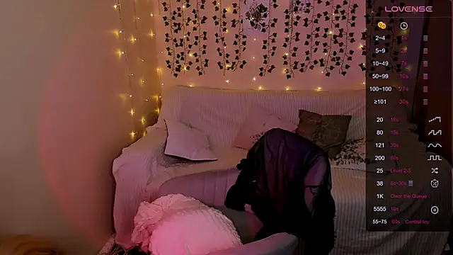 AnyaTaylor_: онлайн-секс-чат