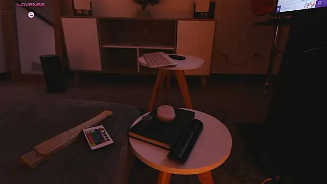 Samantha_night__ 现场XXX聊天