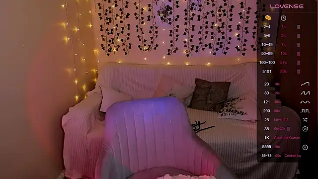 AnyaTaylor_'s Webcam Show