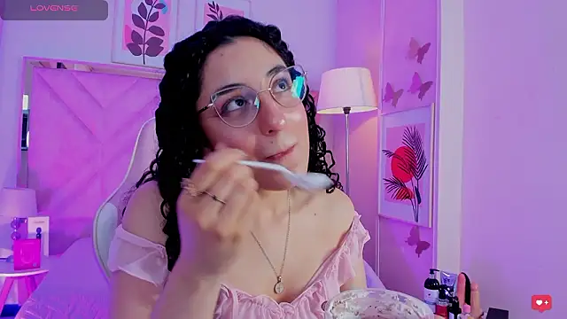 DemiJones_ Live XXX Chat