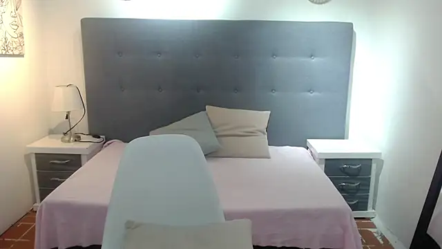 chaneelstark's Live XXX Chat