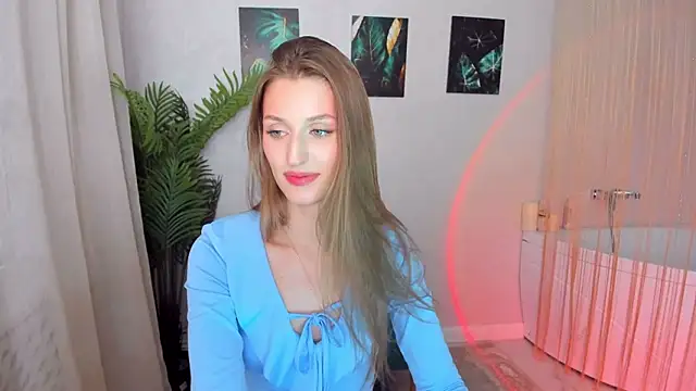 NaturalBeaty's Live XXX Chat