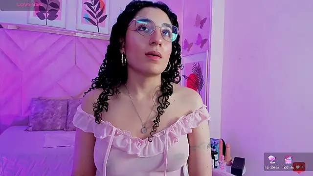 DemiJones_ Chat XXX in diretta