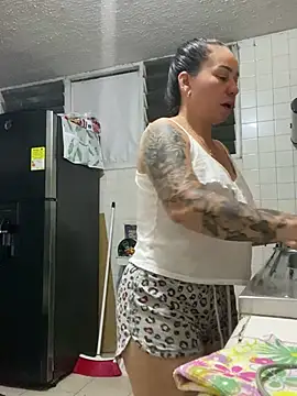 HealingHoney's Live XXX Chat