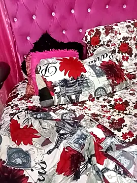 SexyBootie's Live XXX Chat