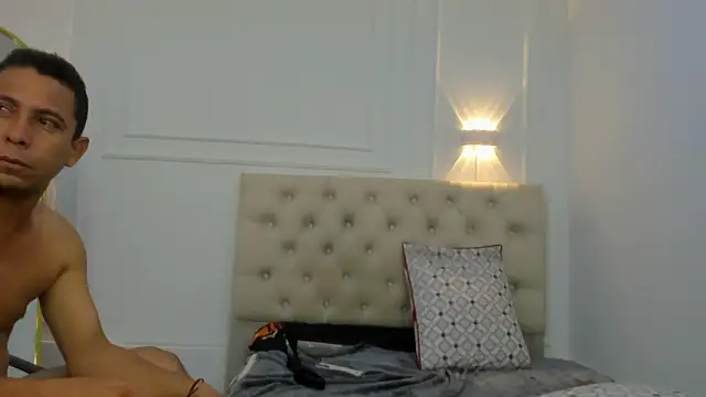 charlotte_dante212's Live XXX Chat