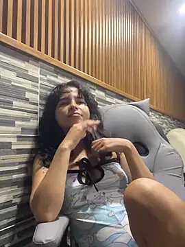 _vaiolet_owo's Live XXX Chat