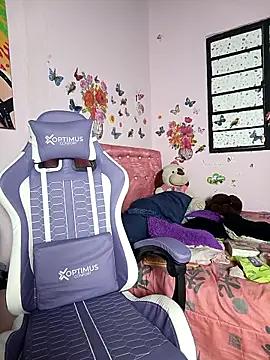 DaslyTsRoze's Live XXX Chat