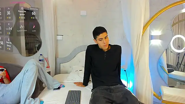 bastian_and_samantha's Live XXX Chat