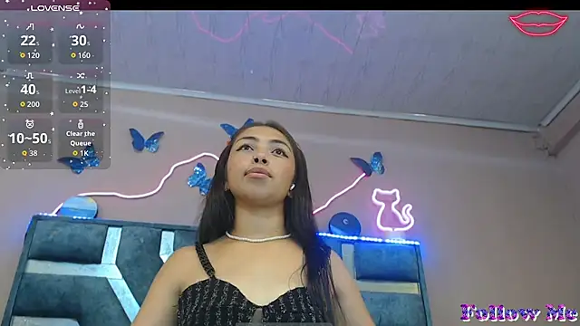 Roxan-Fox- Chat XXX in diretta