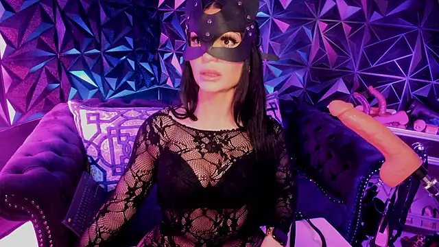 NatashaxoBangs: διαδικτυακό σόου στην κάμερα