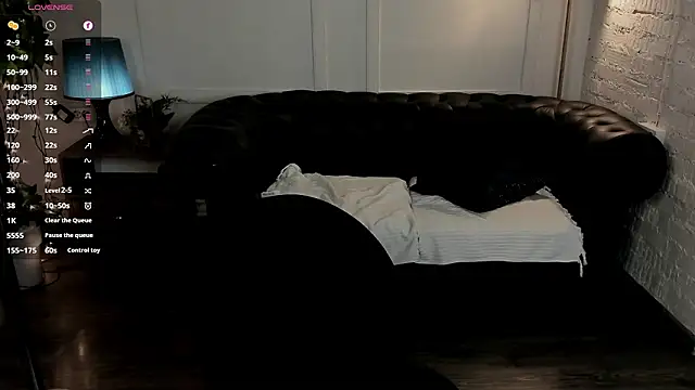 Dark_Moni's Live XXX Chat