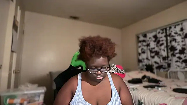 -Yagurlwest: απευθείας συνομιλία ΧΧΧ