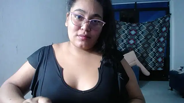 sirena_15's Live XXX Chat