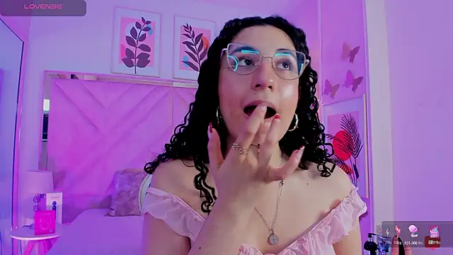 DemiJones_のライブXXXチャット