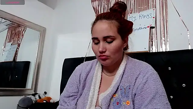 Baby_hornyJM's Live XXX Chat