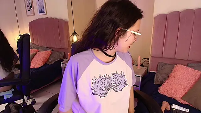 Hanabie_'s Live XXX Chat