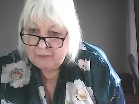 Alexia64231's Webcam Show