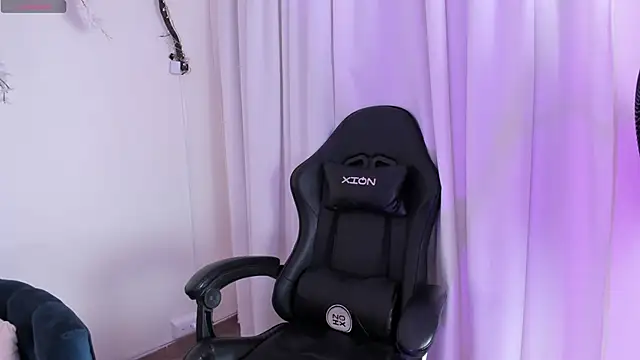 دردشة charlotte_mitchell_ الجنسية المباشرة