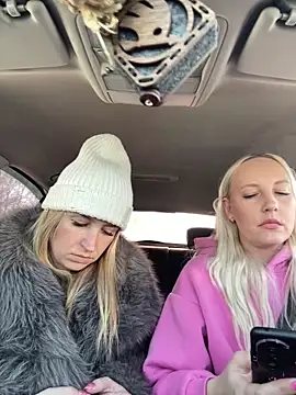 XXX chat uživo modela MerlinDave