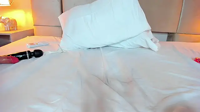 isabel_sofiaa's Live XXX Chat