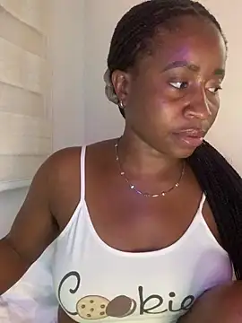 MISSMAYSROOM: απευθείας συνομιλία ΧΧΧ