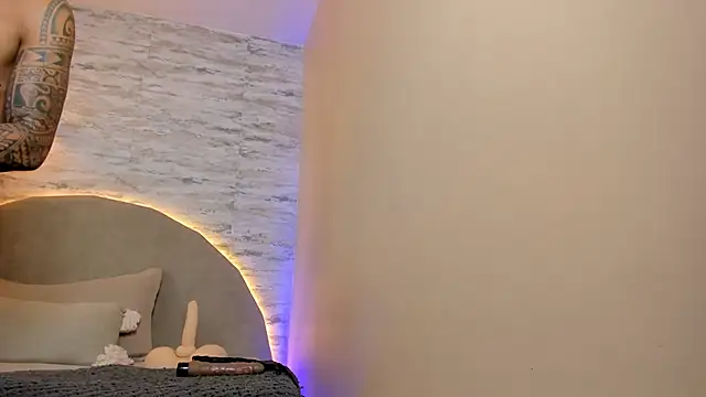 Aron_Bolt: απευθείας συνομιλία ΧΧΧ