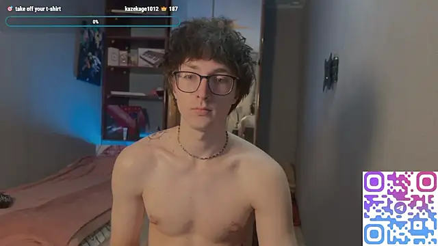 8goatのライブXXXチャット