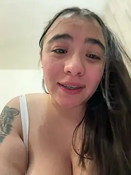 vaneeleeのライブXXXチャット