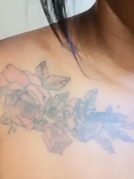 Chatroom XXX en direct de CuteHoney92