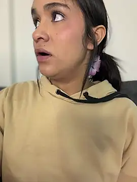 XXX chat uživo modela Isabella-Teen