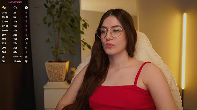 Ester_Hill Adlı Modelin Canlı XXX Sohbeti