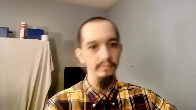 VanceFontaine élő XXX-chatje